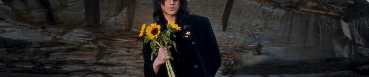 Heliur Fuginzi RAF, still 4